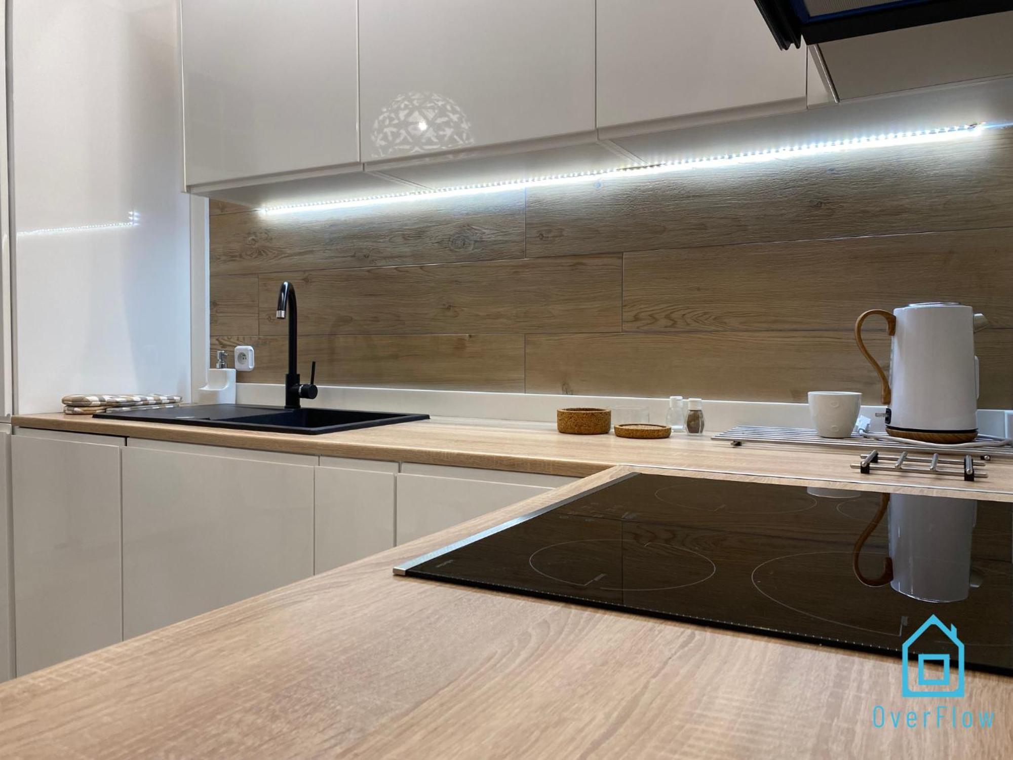 Anchor Your Docking Point In The Heart Of Apartment